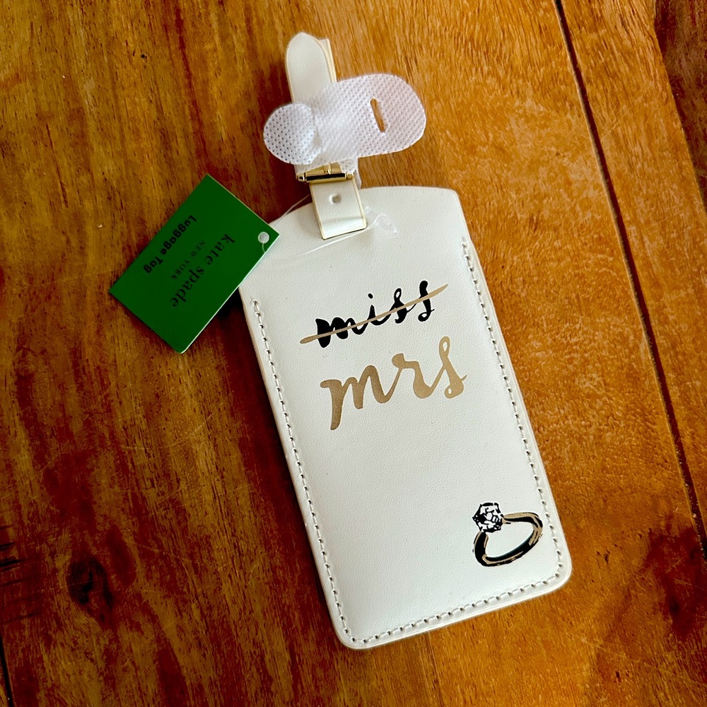 Kate Spade Cream Luggage Tag
